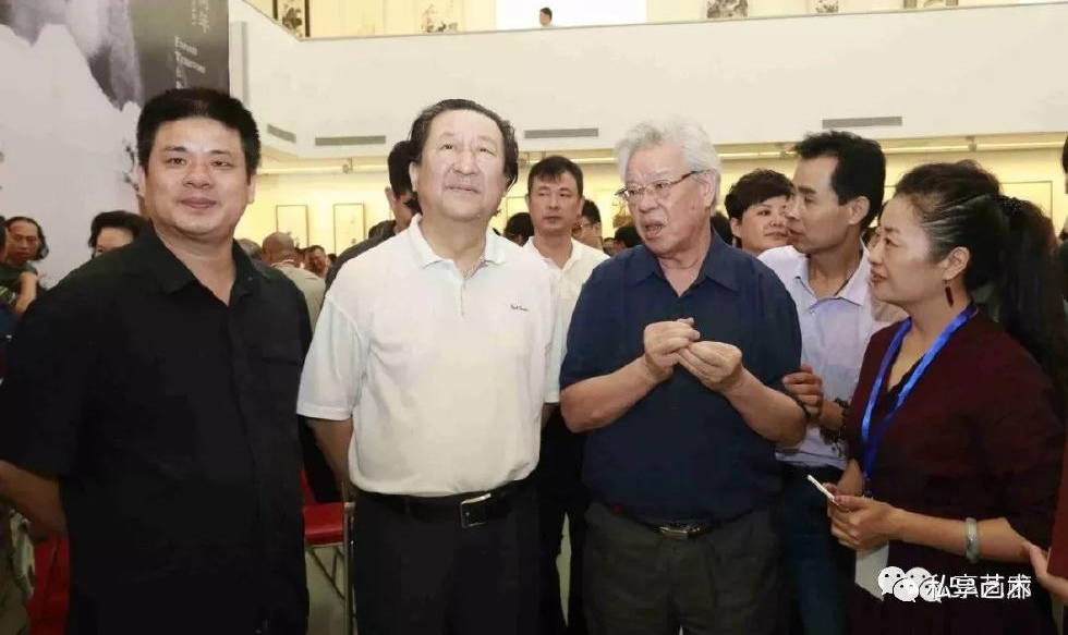 �ؾ���Զ������������ѧ45����ѧ����Ʒչ�ھ�¡�ؿ�Ļ