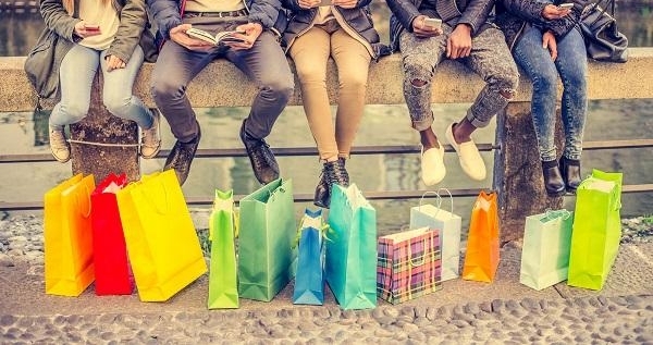 ���������Ͻ��ڲ����ᳫ�飬2018�������ι���ڿ�Ļ