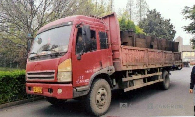 ���������ţ�̫�ɶ񣡸�װ��������ˮ͵�֡� ��͵����������¶��˾������