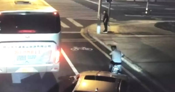 ����������׷���綯��������ɱ����������ը����...