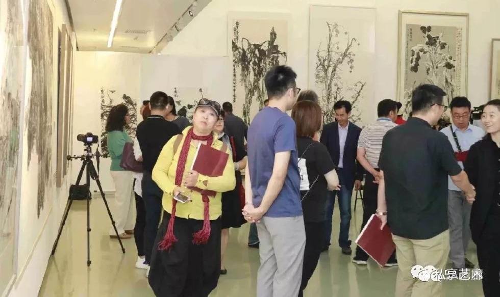 �ؾ���Զ������������ѧ45����ѧ����Ʒչ�ھ�¡�ؿ�Ļ