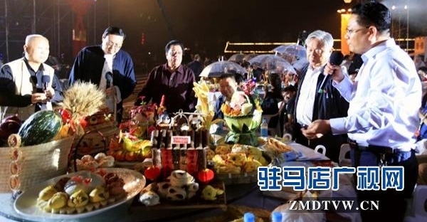 �׽조�й�ũ����սڡ����й�ũ���Ӱ�ڡ�����ƽ��ʢװ��Ļ