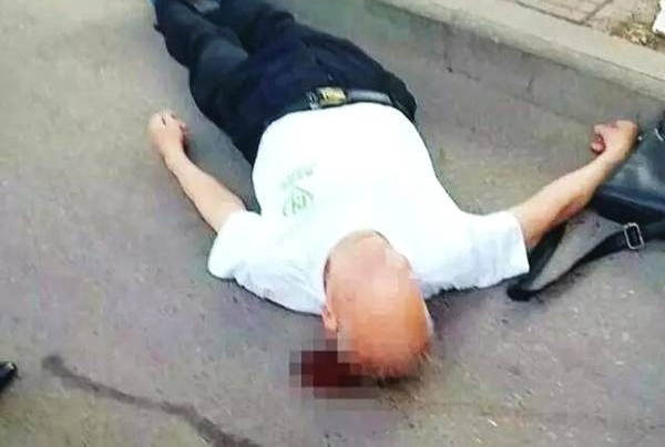 8ѮϺͷѪ赹· μŮӽȻȥ