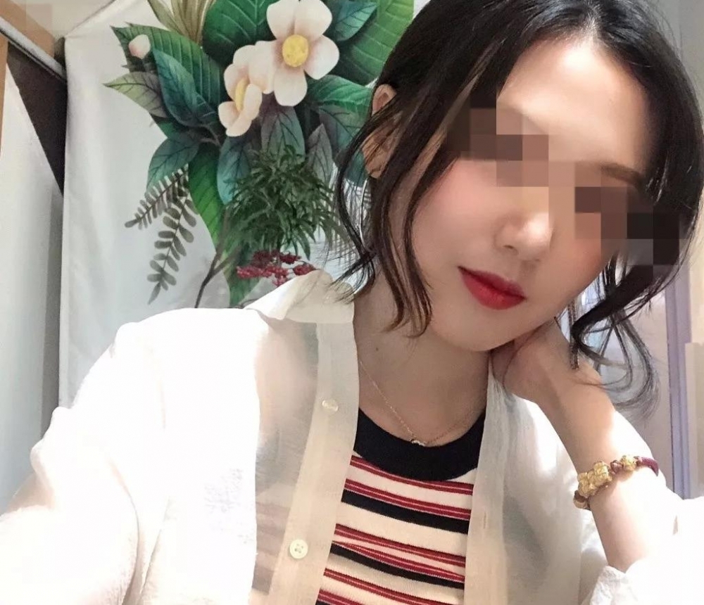 ����20��Ů����ε�˾����ɱ�¼���ȫ���������̣�