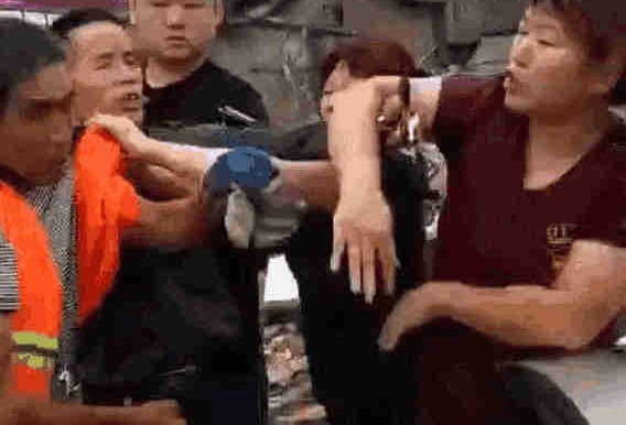 �Ǹ��۸���������Ů��, ��Ź�����˵����Ӻó�!