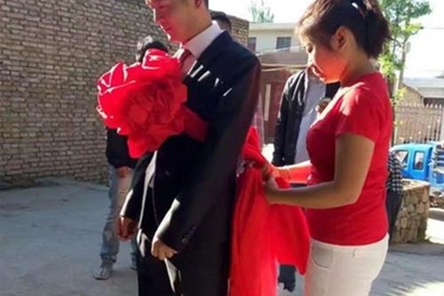 ���л��������еġ����족