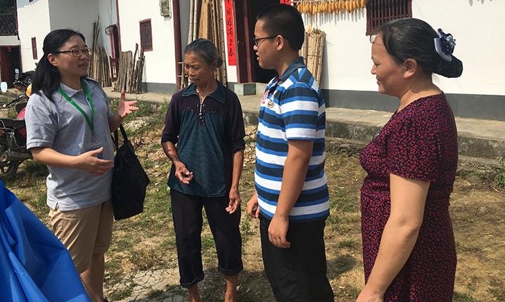 ����٣���ʦ��æ��ɶ�����������24�����������ţ�ͬ�ý�ʦ��ɽ��ˮ�ø�����������