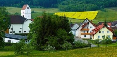 ϲͻȻŮķңȥ͵ȴ˶ݡ