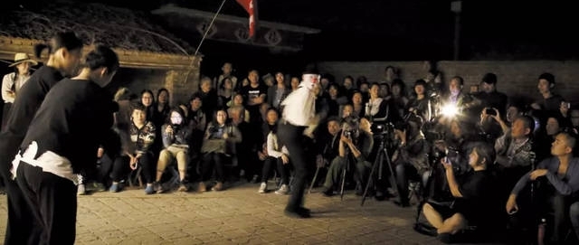 Ĳ��Ժ���Ϸ��ڣ��������˵�����