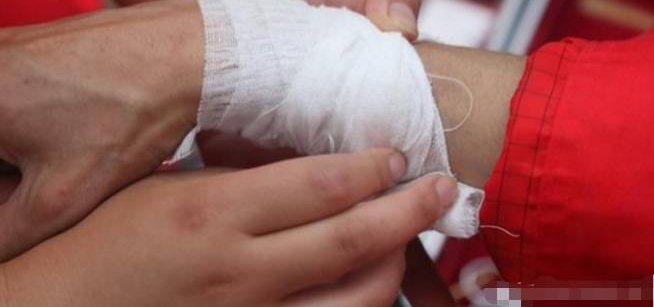 Ů������ֱ������������Ӫ�ȣ�ĸ��ȴ�ڿ���������