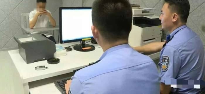 �ɻ�����ڼ�������Ӳ���Ͳգ�Ҫ����һλŮ�ӣ���Ϊ���飿