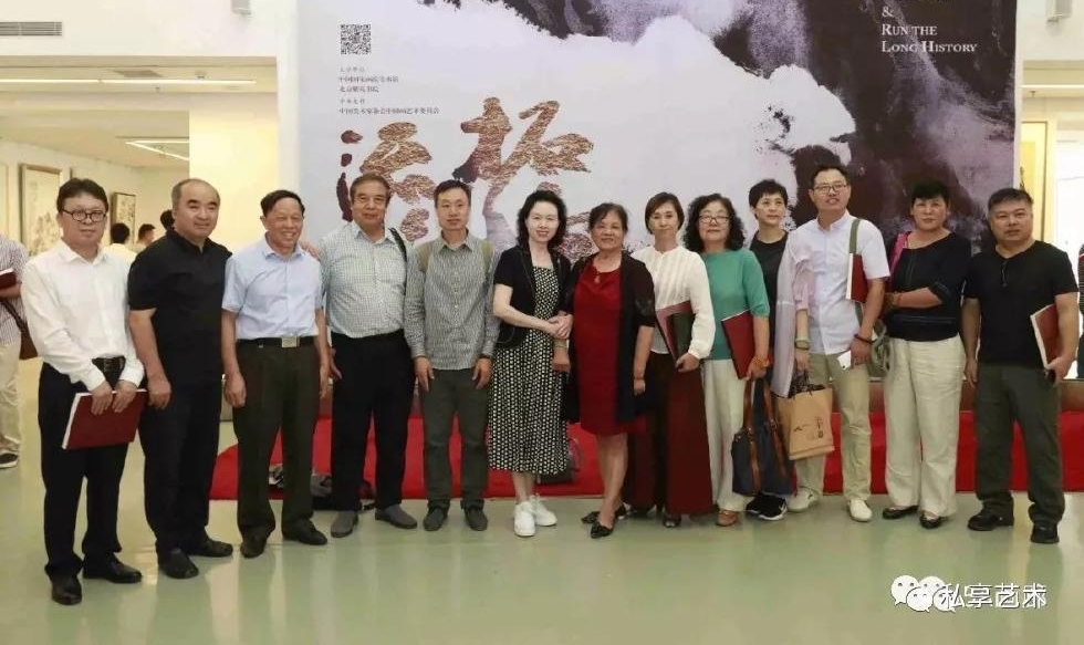 �ؾ���Զ������������ѧ45����ѧ����Ʒչ�ھ�¡�ؿ�Ļ