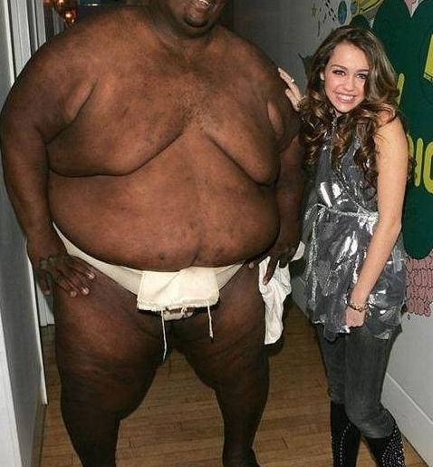 ⼪˹߸˿ͽҬӣһλȴŮ