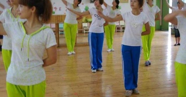 �׶�԰��ʦΪʲô�ᡰƵ������ְ���Ͻ�ʦ������һ����ʵ���׶�԰