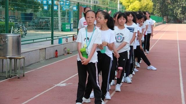 ʵ���Ĳ�ѧУ2021��16���ѵʵ¼