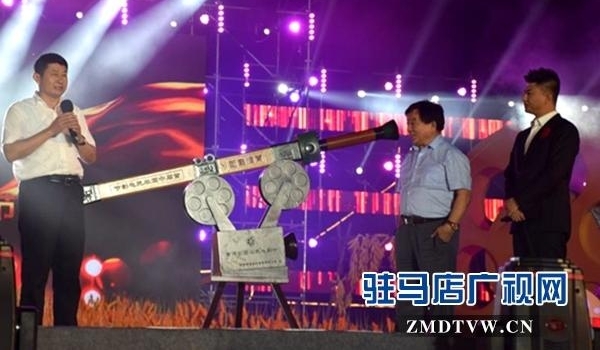 �׽조�й�ũ����սڡ����й�ũ���Ӱ�ڡ�����ƽ��ʢװ��Ļ