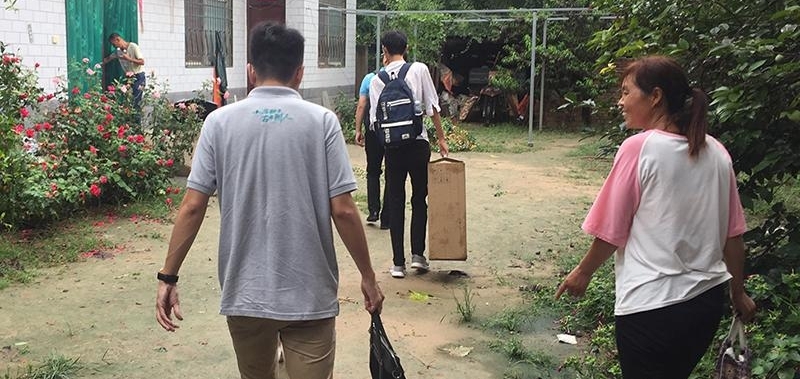 ����٣���ʦ��æ��ɶ�����������24�����������ţ�ͬ�ý�ʦ��ɽ��ˮ�ø�����������