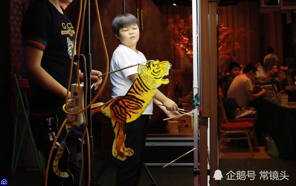 ������������1.45�ױ���Ц ��񿪹�˾Ȣ����