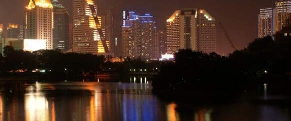 �й���׷��ʱ����������У���������ǽŲ���ͣ��ʮ�ֵ�æµ