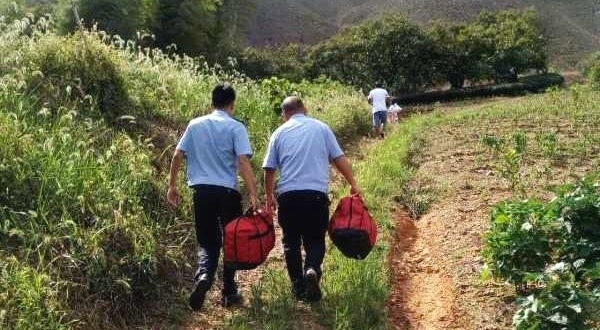 ���佫�������ݿˣ�����һ��ͱ������18�Σ������̱