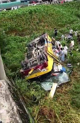 ͻ�����ӳض���һ�����������·������1������11�����ˣ�