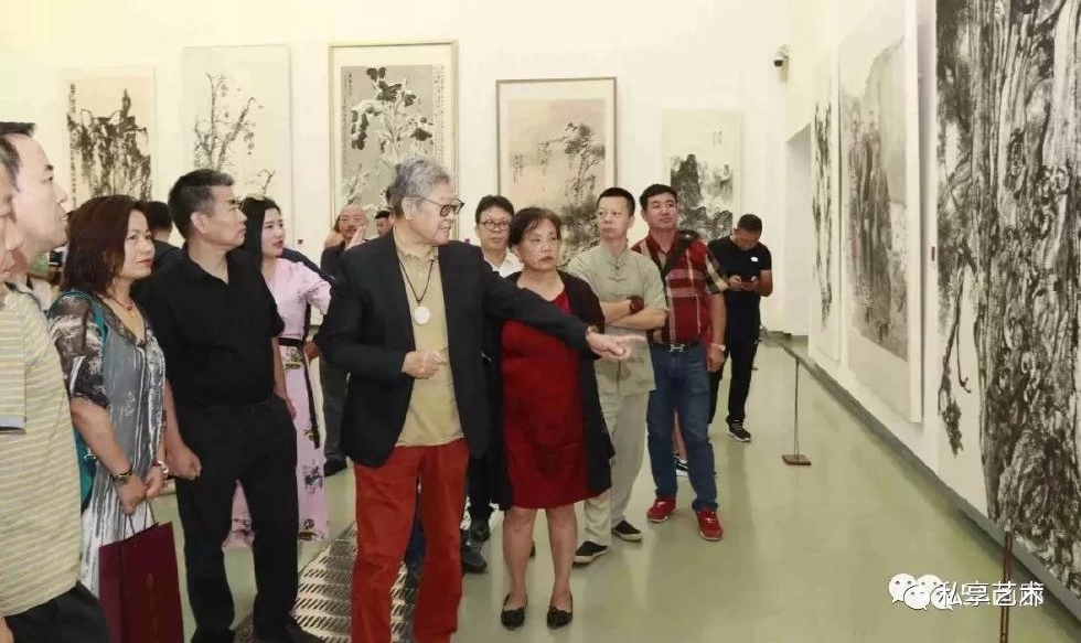 �ؾ���Զ������������ѧ45����ѧ����Ʒչ�ھ�¡�ؿ�Ļ