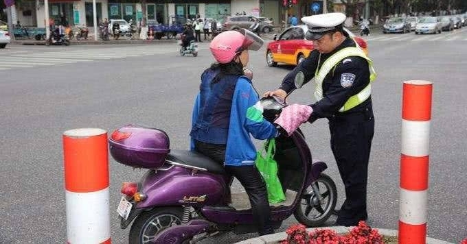 綯ŮӲȰ裬ҪƣѪĴۣ