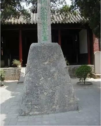 ������һ��û��Ӱ�ӵĵط�