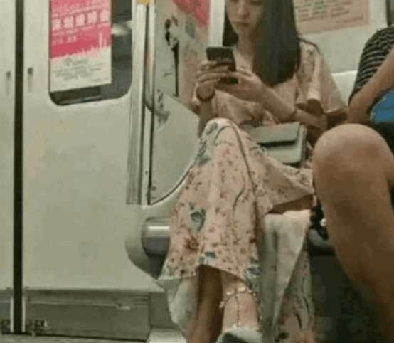 ������ż�������۸���90����Ů ����: ��������̵�ûë��