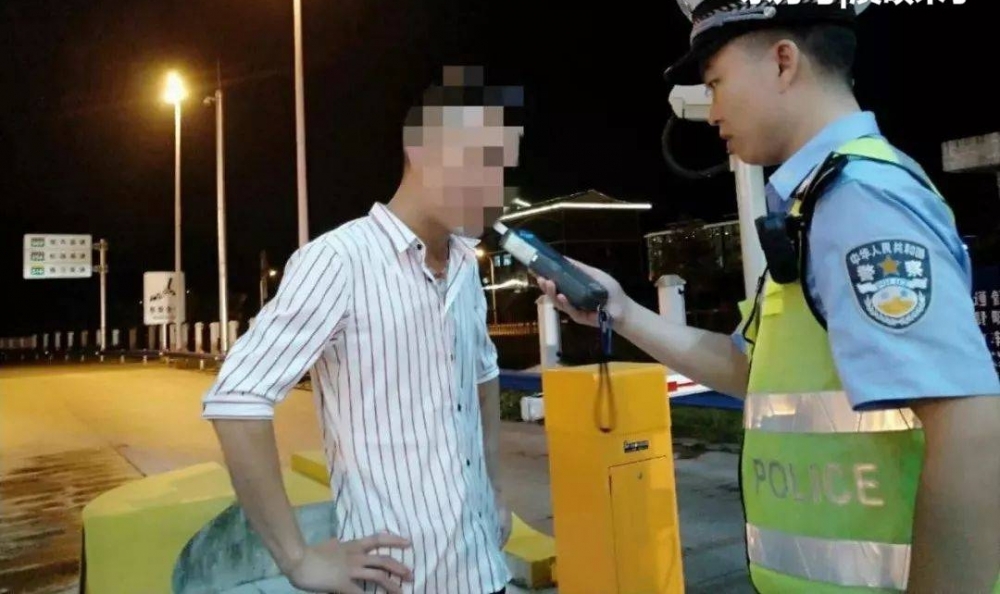 ���壺��纰���ܴܵ��ݣ����ϵܾܵ�δ�ѡ�����12�֣�����һǧ