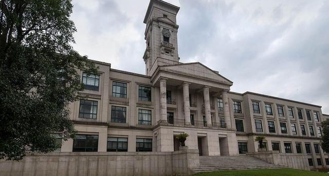 ��ǿ��3������ϰ��ѧ��ѧ��ÿ���10�򣬷����߻���������211?