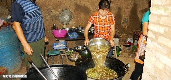 һ�ٷ�ʮ����ʮ�룬�����ĺ�ˮ�棬��ҳԣ�