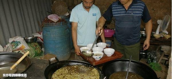 һ�ٷ�ʮ����ʮ�룬�����ĺ�ˮ�棬��ҳԣ�