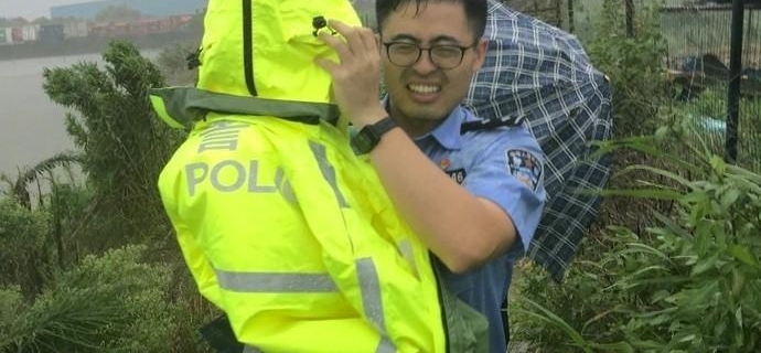 ̨�硰���ȡ������Ϻ���������ǰ��������ħ����硱�������죺���������¹�ס����