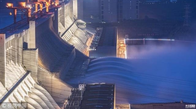 ������������ˣ���Ͽ�߿�й�鳡��׳��