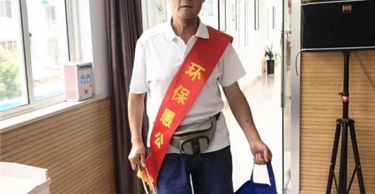 һ���1000������ �ζ�����������޹����ߵ��ļ���