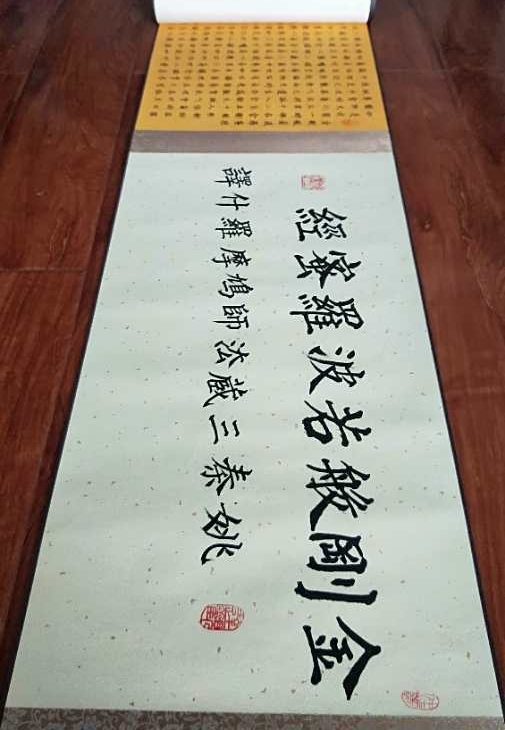 �鷨����象����ʵ����߽����㣬�]����ֽ�鷨��