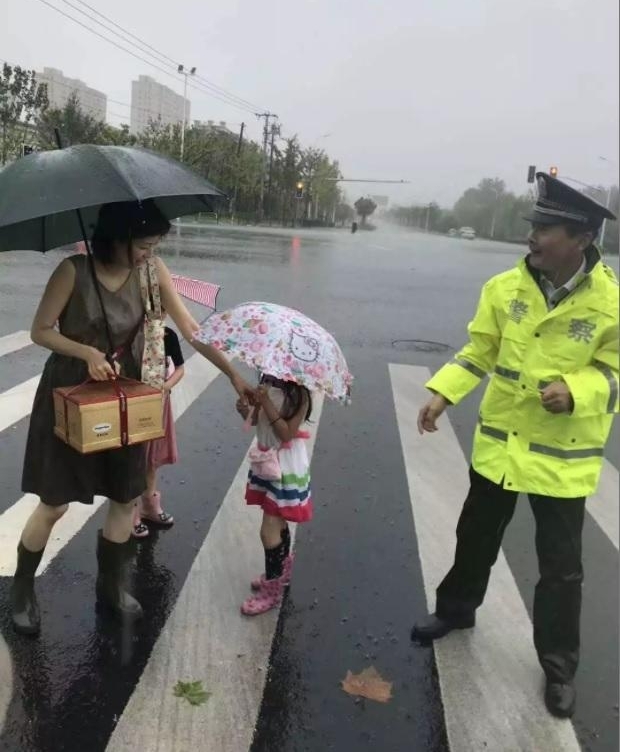 ̨�硰���ȡ������Ϻ���������ǰ��������ħ����硱�������죺���������¹�ס����