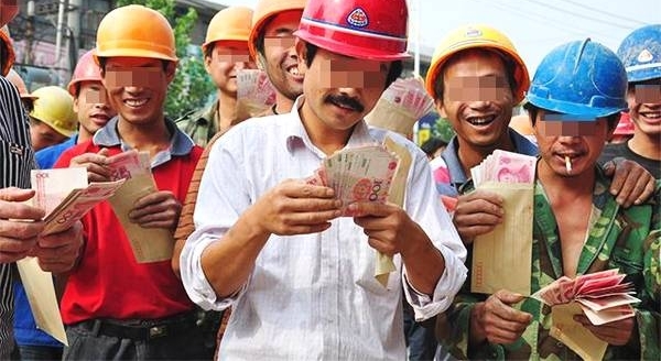 ũ�����ҽ�֧300����Ů��ȴ˵������ͬѧ�Է�������1800��