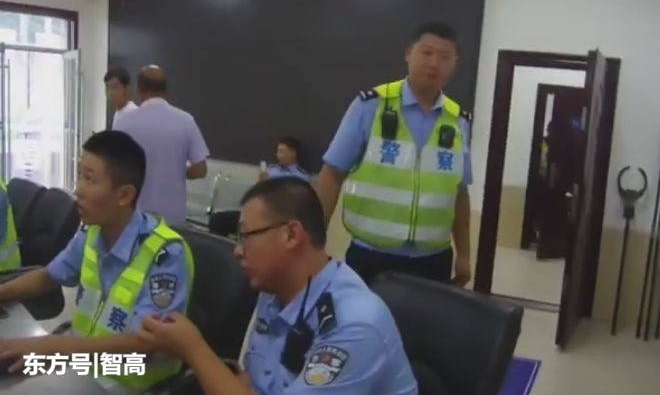 ����һ��������о����Ծ�������1��2Ů���������ܿ���