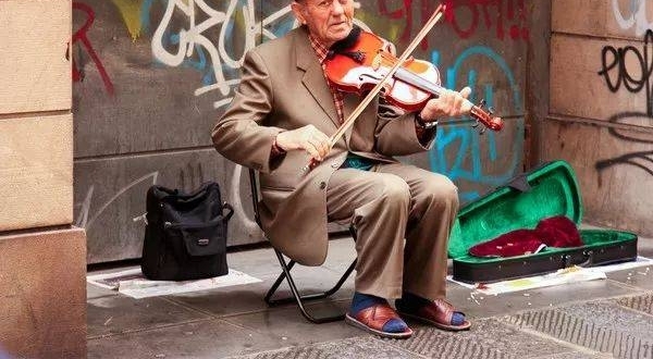 ��ʮ�ֽ�ͷ���������ֽڣ��ɶ����������������