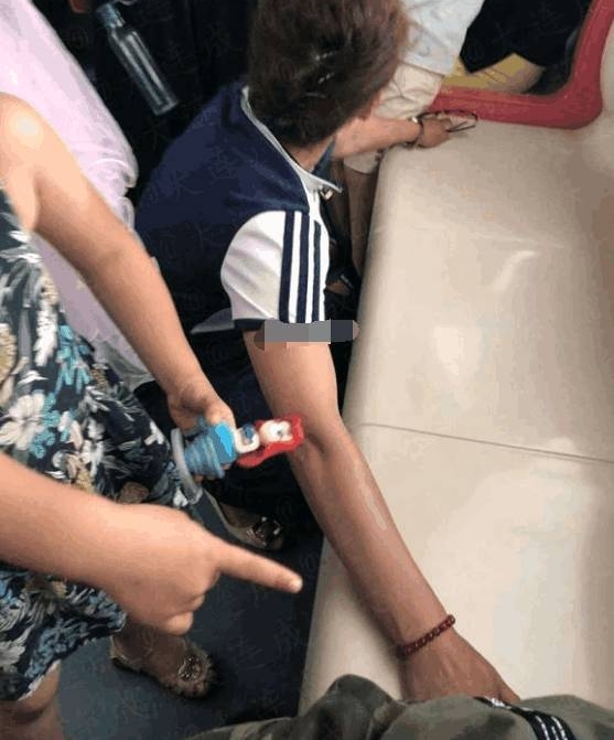 ��ţռ������, �������ִ�������ô��? ����: ֱ������ȥ!