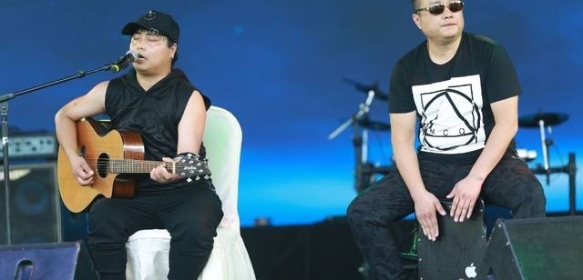 ��ʮ�ֽ�ͷ���������ֽڣ��ɶ����������������