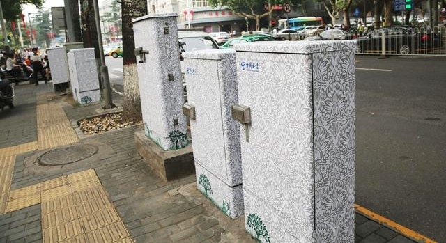 ������ͷ��ͨѶ������������ֽ����Ư����