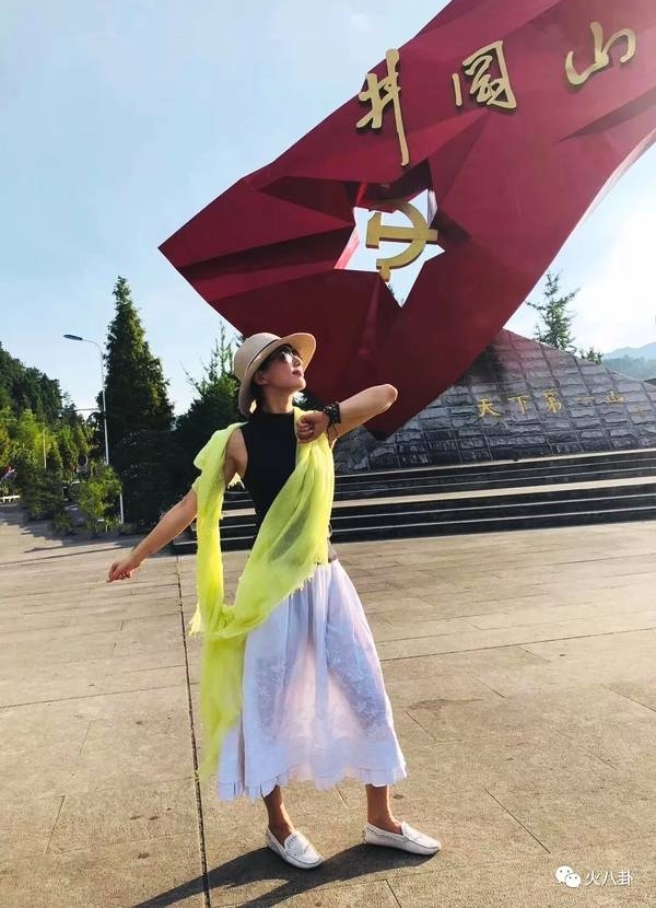 ���ӻ�ʥ�����к�ɫ�������������廳����ɽ���ң����ޡ���������