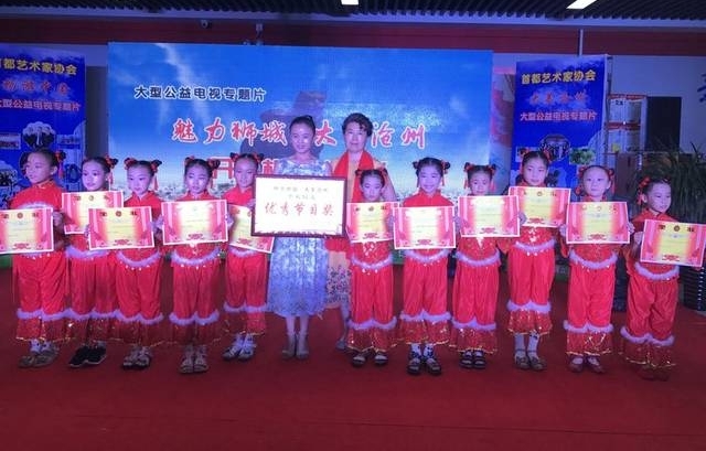 �������й����߽�������ʨ�Ǵ������ݡ��Ŀ�����ʽԲ�����