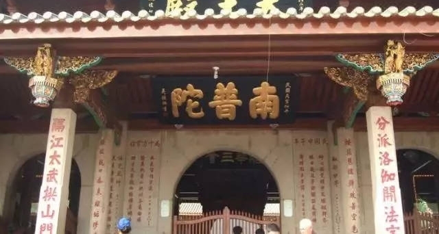 ���������ŵ���Ƚ������Ժ�ȥ�������ν��и��໨��������ѡ��