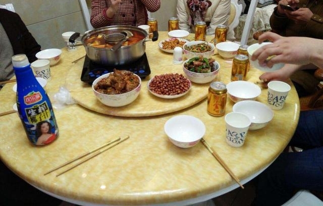 �����ѳԷ�����ʱ�������Ѹ��ˣ��ϰ�˵�����Ѵ����ȥ��