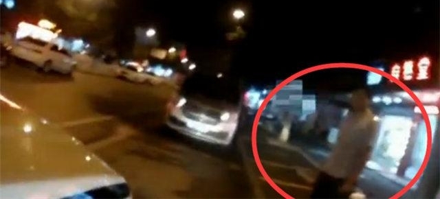 ��ʵ��ľ���Ƭ���������ٳֵ����ܡ�ײ������