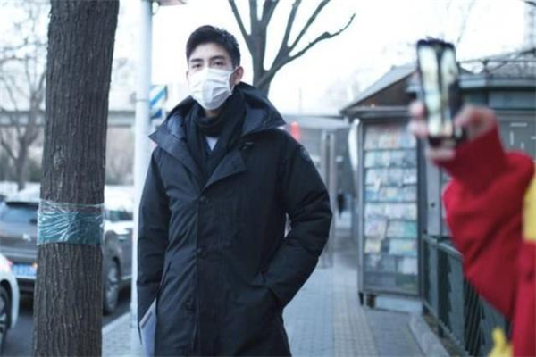 ·տ ͸¶ֻѡ˱һѧУ